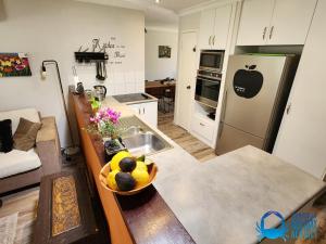 Kuchyň nebo kuchyňský kout v ubytování Falcon Patch Hollow Holiday Home