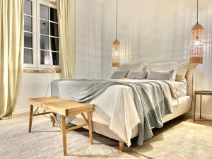 Ένα ή περισσότερα κρεβάτια σε δωμάτιο στο Villa Serena +30 φωτογραφίες