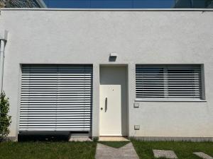 Foto dalla galleria di Peschiera Luxury House a Peschiera del Garda Altre 23 foto