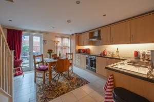 Kuchyň nebo kuchyňský kout v ubytování 14 Castlegate, Tutbury