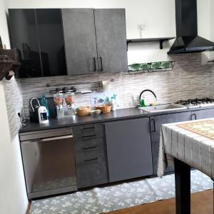 Η κουζίνα ή μικρή κουζίνα στο B&B Giovanni e Rosy