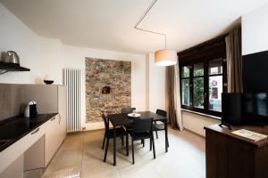 Μια τηλεόραση ή/και κέντρο ψυχαγωγίας στο Domus Acaja