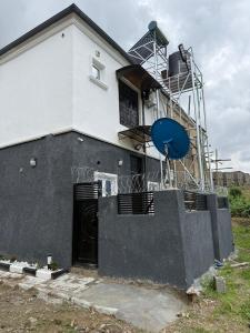 Το κτήριο όπου στεγάζεται  το διαμέρισμα