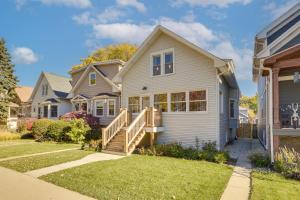 Το κτήριο όπου στεγάζεται  η παραθεριστική κατοικία