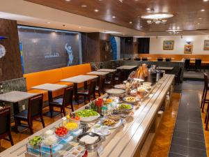 Jídlo v hotelu nebo okolí