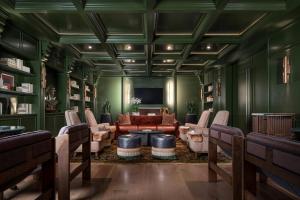 Posezení v ubytování The Elmore Hotel, DFW Southlake, a Tribute Portfolio Hotel