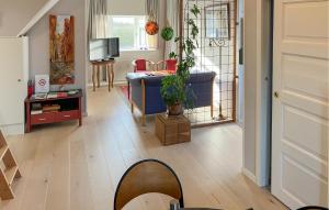 Et opholdsområde på 2 Bedroom Stunning Home In Lemvig