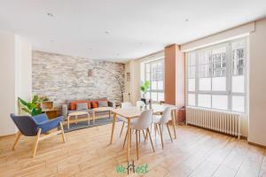 Et opholdsområde på COMM - Proudhon T5 - SC - Grand T5 lumineux au cœur de Besançon