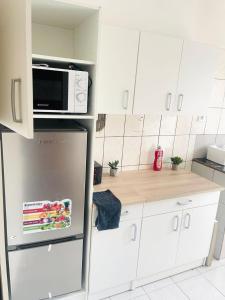 Η κουζίνα ή μικρή κουζίνα στο JAYMARI Home