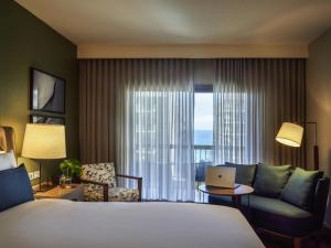 Postel nebo postele na pokoji v ubytování Fairmont Rio de Janeiro Copacabana + 240 fotografií
