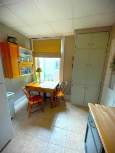 Gallery image of Historic Victorian Apartment in McGregor