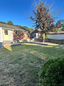 Zahrada ubytování Litchfield Retreat, Wineries, Foliage & Skiing + 6 fotografií