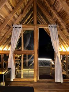 Φωτογραφία από το άλμπουμ του Glamping 4 La Pirámide σε Giron