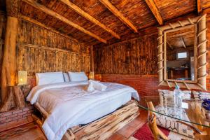 Postel nebo postele na pokoji v ubytování DAR ETTO Riad & Spa + 77 fotografií