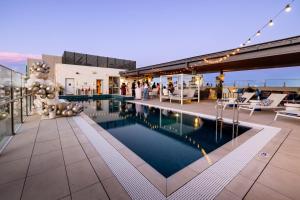 Πισίνα στο ή κοντά στο Holiday Inn Express & Suites Sunshine Coast by IHG