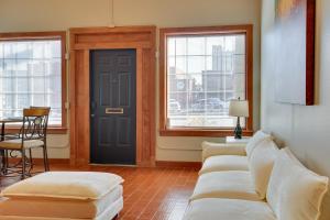 صورة لـ Ultimate Convenience Historic Dtwn Marshall Apt! في مارشال