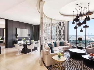 Posezení v ubytování Fairmont Riyadh