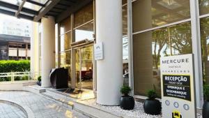 Η πρόσοψη ή η είσοδος του Hotel Aeroporto Stay Here