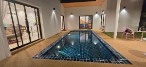 Bazén v ubytování Goldena Residence Pool Villas nebo v jeho okolí + 8 fotografií