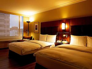 Postel nebo postele na pokoji v ubytování Swissotel Quito + 175 fotografií