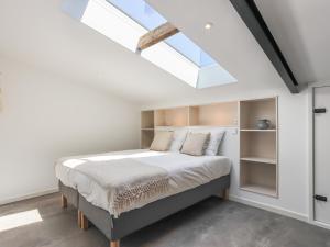 Postel nebo postele na pokoji v ubytování Suite in Kamperland near Beach