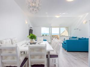 Istumisnurk majutusasutuses Villa in Dramalj with Pool