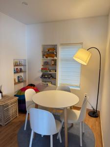 Φωτογραφία από το άλμπουμ του YeoulHyang, and Dam ㅣYeoulDamㅣ σε Yŏng-do