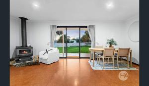 Gallery image of Beachside at the Bay in Coronet Bay