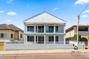 Budova, kde se prázdninový dům nachází