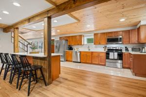 Η κουζίνα ή μικρή κουζίνα στο The Homestead at Carter Bridge Estate