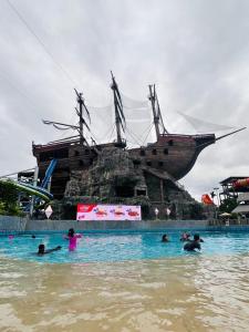 Fotografie z fotogalerie ubytování Han's Homestay by RH Splash Mania at Mayabay Residences, Gamuda Cove v destinaci Pulau Kempas