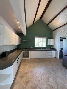 Køkken eller tekøkken på Appartement Cocoon à Pereybere