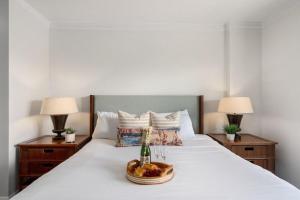 Ένα ή περισσότερα κρεβάτια σε δωμάτιο στο Honua Kai K1024 · HK K1024 Kaanapali Beach Condo Resort Living R +43 φωτογραφίες