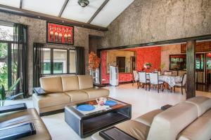 Χώρος καθιστικού στο Private Indoor Pool Zoo Villa near Zoo Negara, Ampang KL