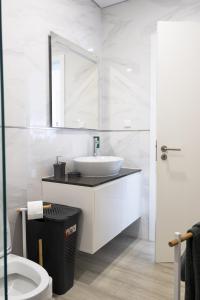 Et badeværelse på Casa Pedra de Sal + 25 billeder