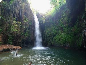 Φυσικό τοπίο κοντά σε αυτό το δωμάτιο σε οικογενειακή κατοικία +5 φωτογραφίες