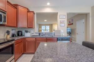 Kuchyň nebo kuchyňský kout v ubytování A Farm in the Heart of Raleigh + 4 fotografie