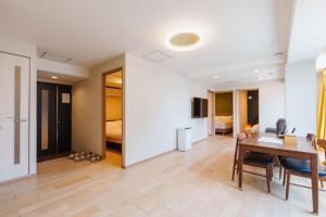 Μια τηλεόραση ή/και κέντρο ψυχαγωγίας στο Nihonbashi Moonview