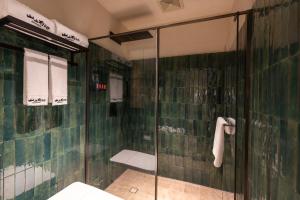 Ένα μπάνιο στο 山上有池民宿