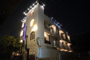 Το κτήριο όπου στεγάζεται  το ξενοδοχείο