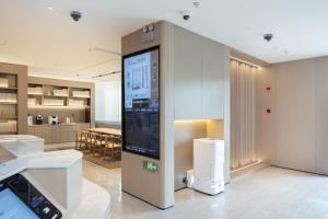 Η κουζίνα ή μικρή κουζίνα στο JI Hotel Shanghai Houtan Subway Station