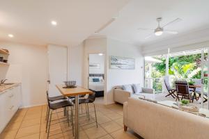 Kuchyň nebo kuchyňský kout v ubytování Portsea 76 - Dual Key Studio & 1 BR by the Beach