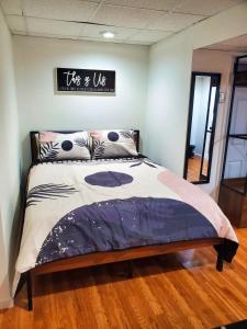 Ảnh trong thư viện ảnh của Allentown Center Suite on a Hill! ở Allentown