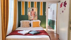 Postel nebo postele na pokoji v ubytování Échappée Urbaine Rouennaise - Hypercentre - Gare Rive Gauche