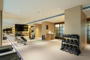 Μια τηλεόραση ή/και κέντρο ψυχαγωγίας στο Grand Mercure Guangzhou Baiyun