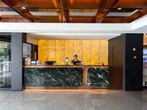 Vstupní hala nebo recepce v ubytování BlueVisual Hotel SIAS UNIVERSITY