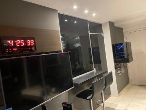 Nhà bếp/bếp nhỏ tại Apartamento com Varanda