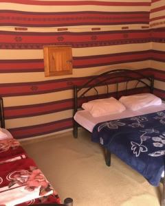 Postel nebo postele na pokoji v ubytování golden day