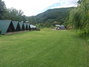 
Vrt ispred objekta Camping Drina
