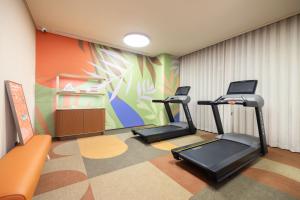 Γυμναστήριο ή/και όργανα γυμναστικής στο Orange Hotel Beijing Shiliuzhuang Subway Station